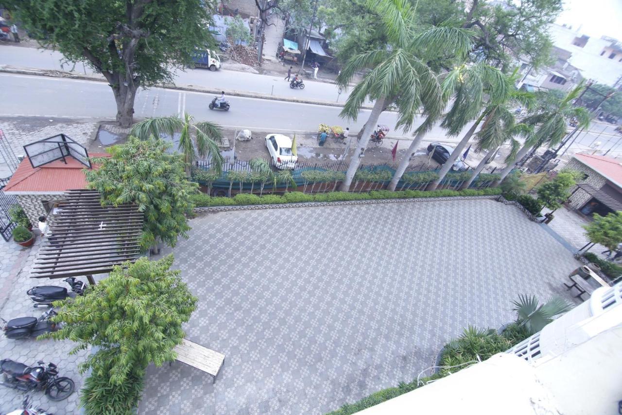 מטורה Hotel Sheetal Regency,Near Janambhumi מראה חיצוני תמונה